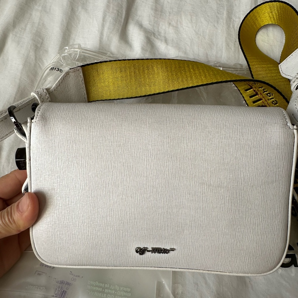 Off-White Diagonal Mini Flap Crossbody Bag Black White Binder Clip - Picture 4 of 12
